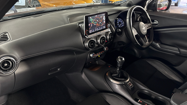 Nissan Juke 1.0 DiG-T 114 N-Connecta 5dr Petrol Hatchback